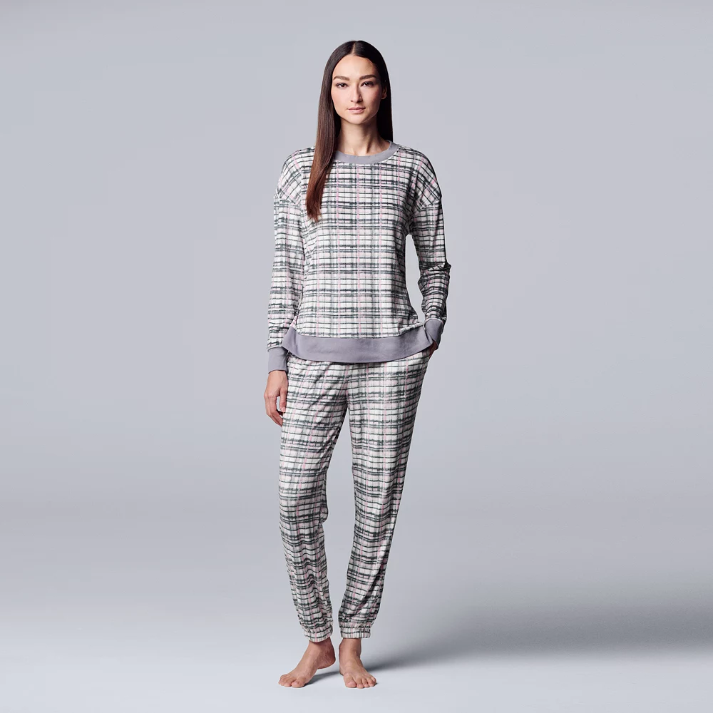 Women's Simply Vera Vera Wang Velour Pajama Top and Banded Bottom Pajama Pants Sleep Set 6 Women's Simply Vera Vera Wang Velour Pajama Top and Banded Bottom Pajama Pants Sleep Set - Image 4