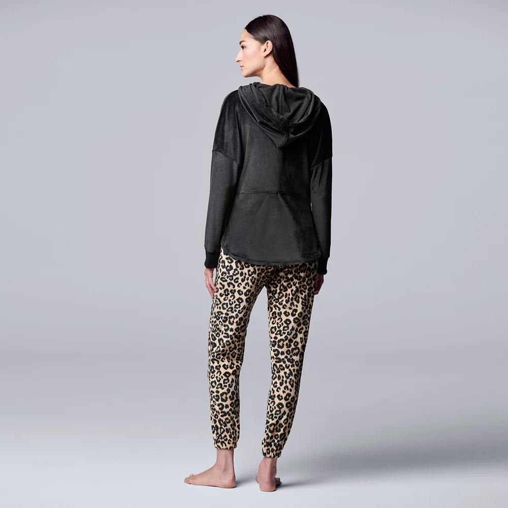 Women's Simply Vera Vera Wang Velour Hooded Pajama Top and Banded Bottom Pajama Pants Sleep Set 6 Women's Simply Vera Vera Wang Velour Hooded Pajama Top and Banded Bottom Pajama Pants Sleep Set - Image 4