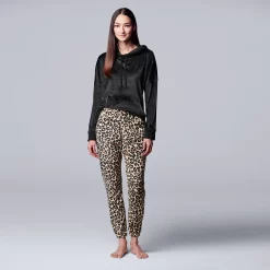 Women's Simply Vera Vera Wang Velour Hooded Pajama Top and Banded Bottom Pajama Pants Sleep Set 11 Women's Simply Vera Vera Wang Velour Hooded Pajama Top and Banded Bottom Pajama Pants Sleep Set -SIMPLY VERA VERA WANG Sales 5005135 ALT2